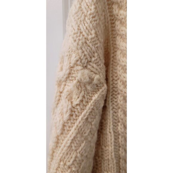 Irish 100% Wool Arancrafts Cream White Cable Knit Button Cardigan Sweater Sz. M - Picture 9 of 10